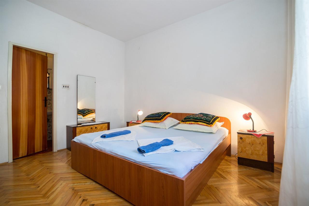 Apartments Zeljko Makarska Exterior foto